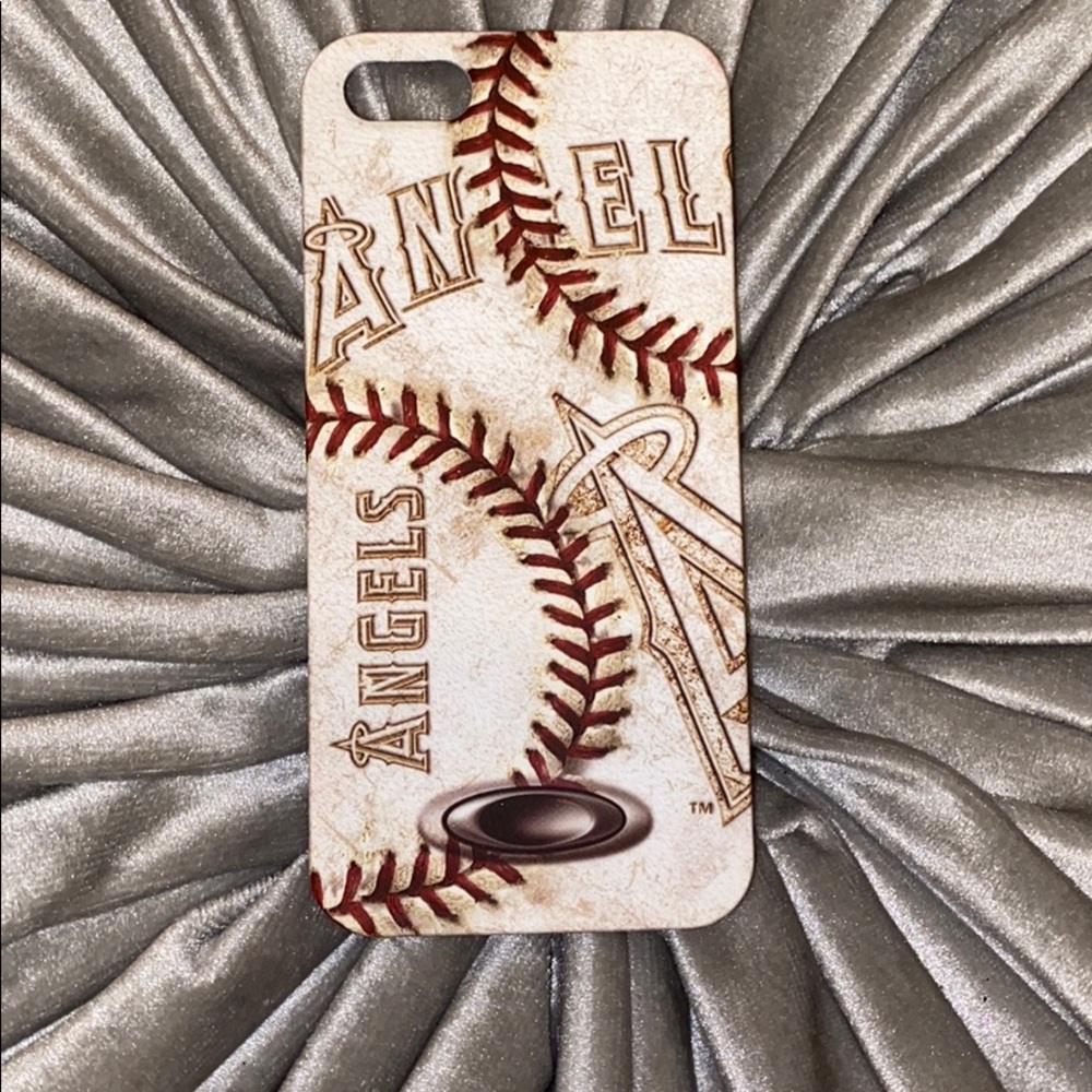 iPhone 5 cases - Picture 4 of 5